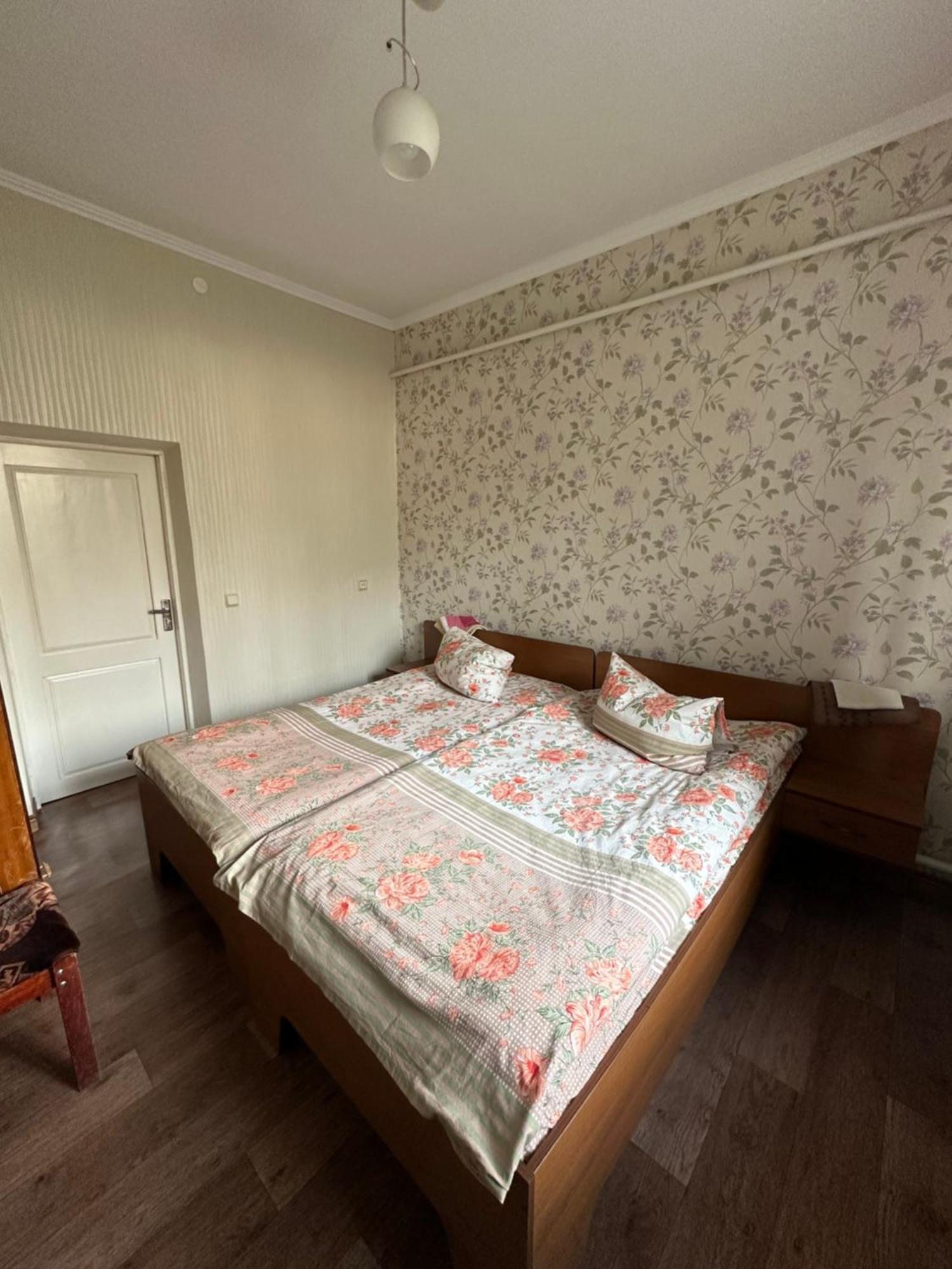 Hotel Дом Жени И Люды Zhabagly Esterno foto